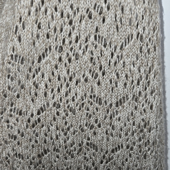 Croft & Barrow Women's Beige Open-Front Open Knit Sweater Vest - Picture 3 of 7